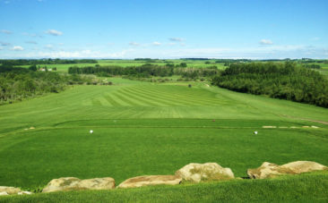Hole 8 - Tooth of the Dogpound Golf Course